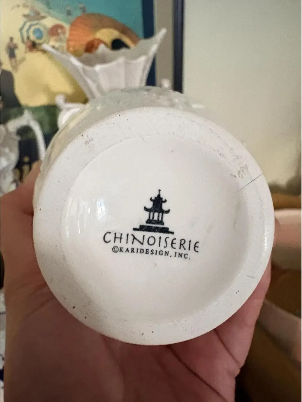 Chinoiserie Embossed White Ceramic Vase
